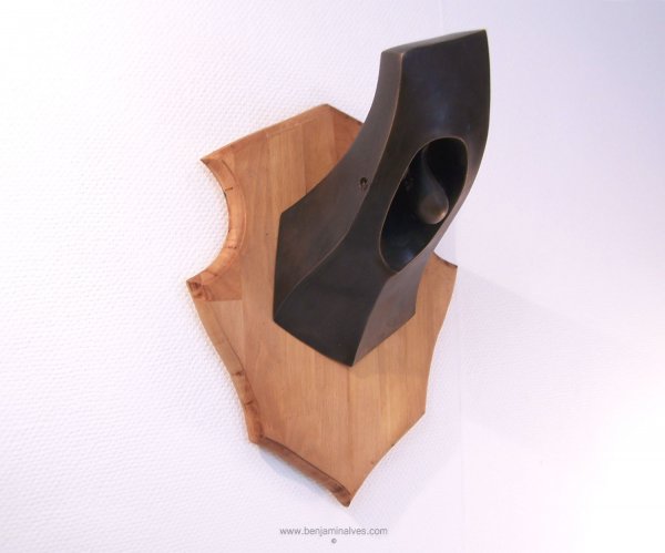 sculpture trophy