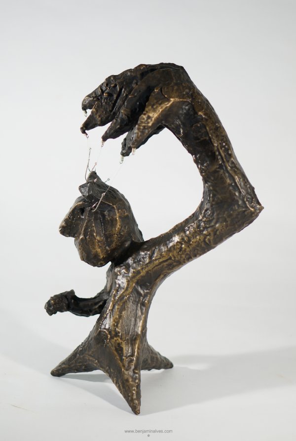 Sculpture "Motivator"